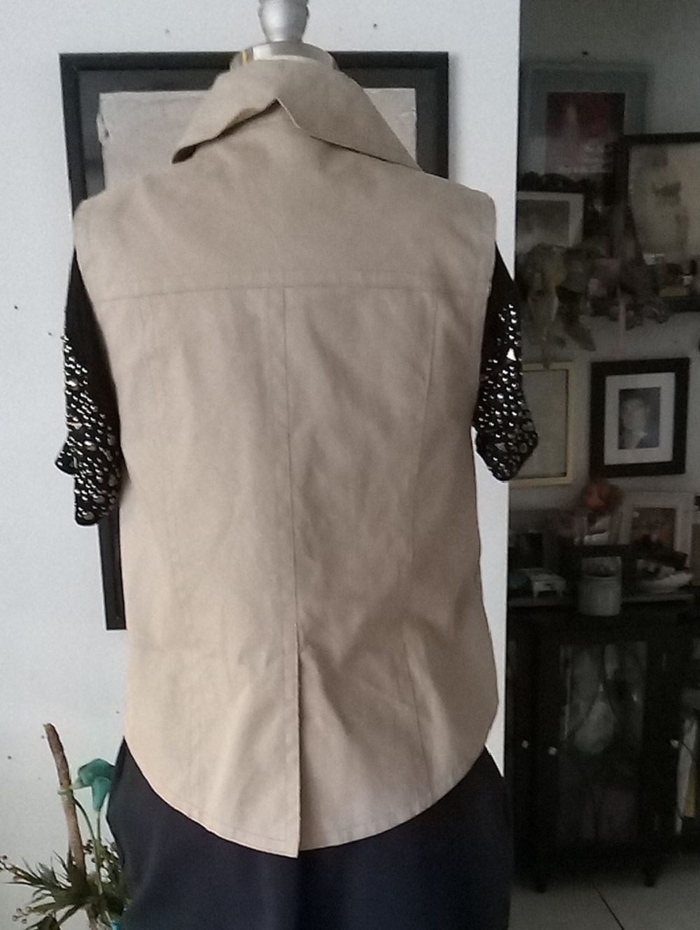 Alexander Wang Tan Double-Breasted Sleeveless Vest - Picture 3 of 3